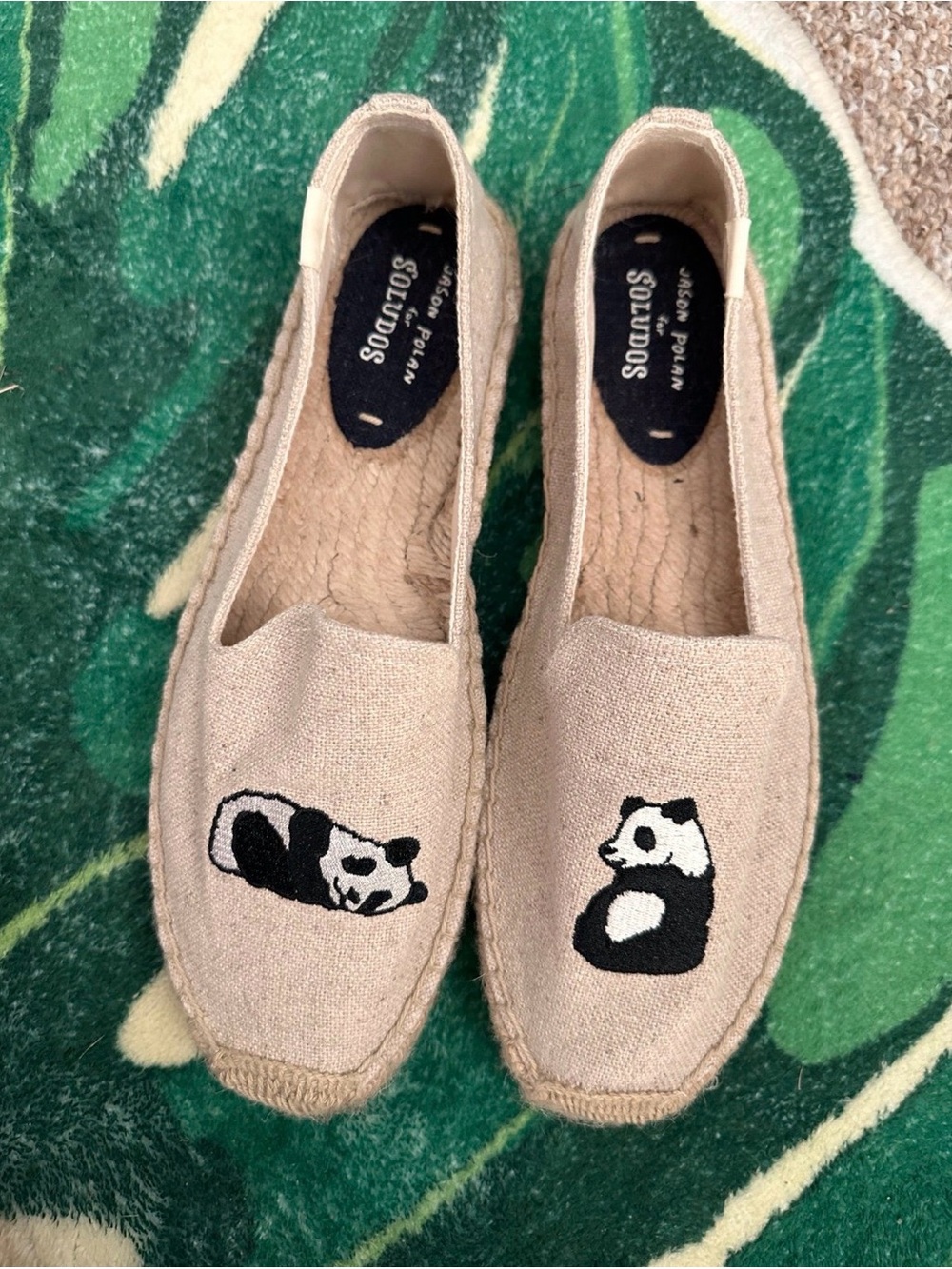 NIB panda Soludos RARE Sz 10 slip on shoes